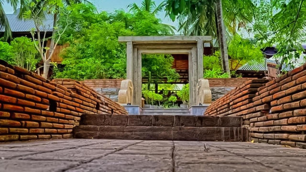 Silver Crown Nature Resort Kombichankulama Exterior foto
