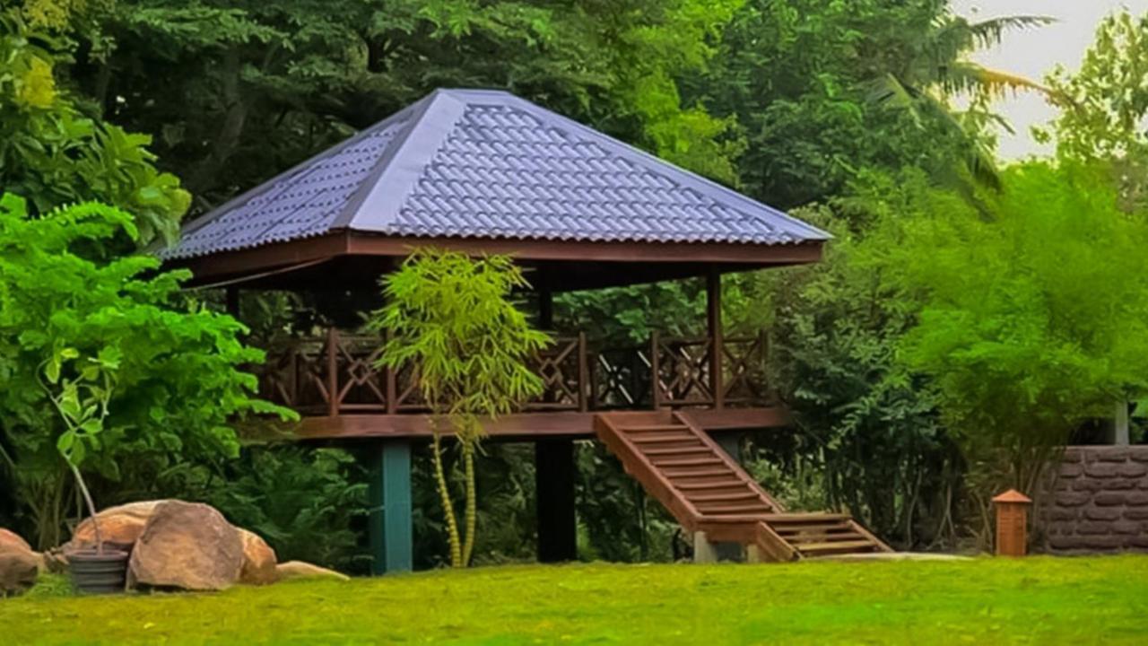 Silver Crown Nature Resort Kombichankulama Exterior foto